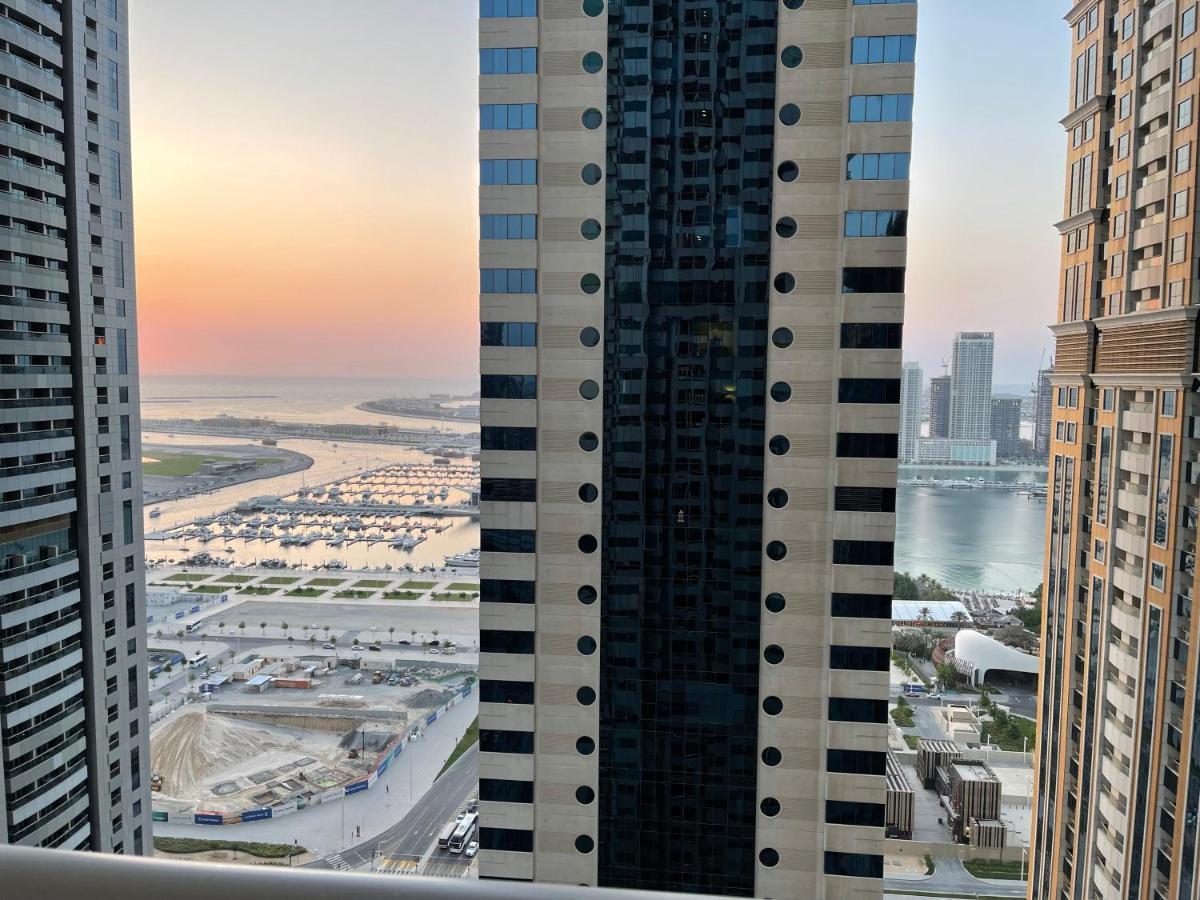 Sea View 1Br Apartment - Marina Pinnacle Dubai Dış mekan fotoğraf