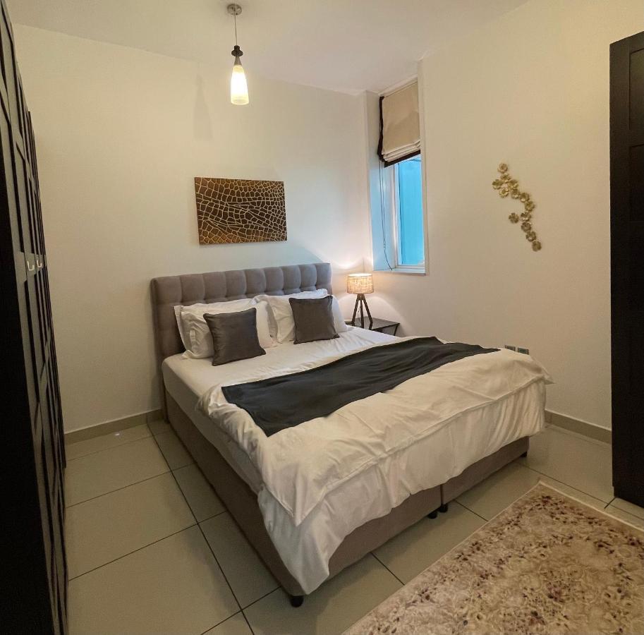 Sea View 1Br Apartment - Marina Pinnacle Dubai Dış mekan fotoğraf